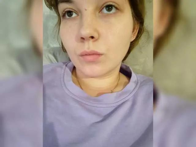 FoxyLoVe25 from BongaCams