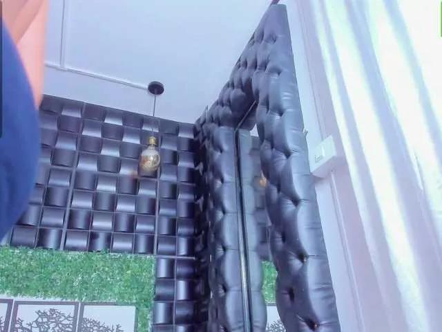 GiaScott on BongaCams 