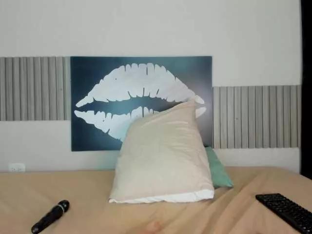 Hailey-Fox on BongaCams 