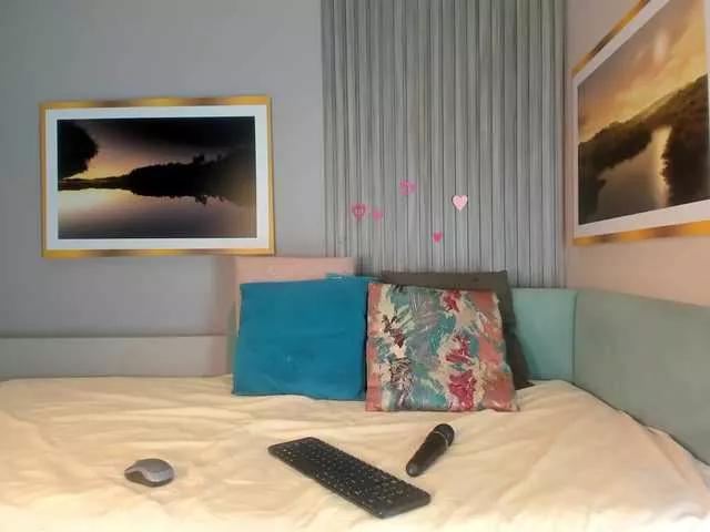 Hailey-Fox on BongaCams 