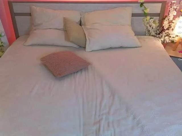 HayleFireHot on BongaCams 