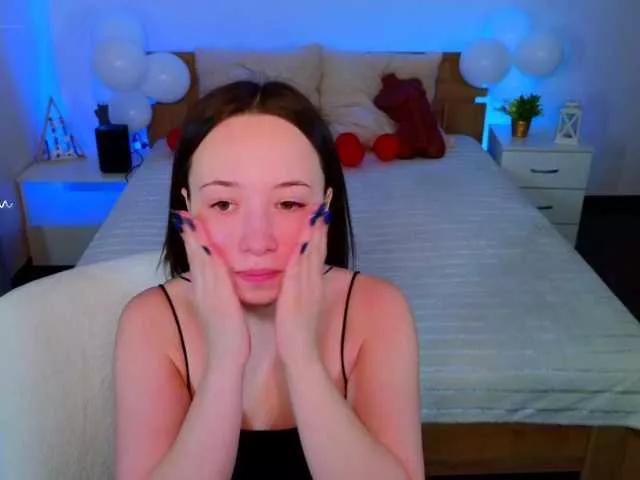 HayleFireHot on BongaCams 