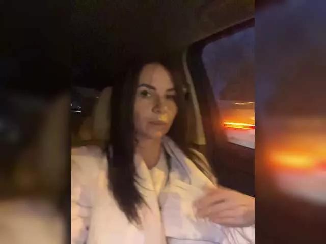 Heleni22 on BongaCams 