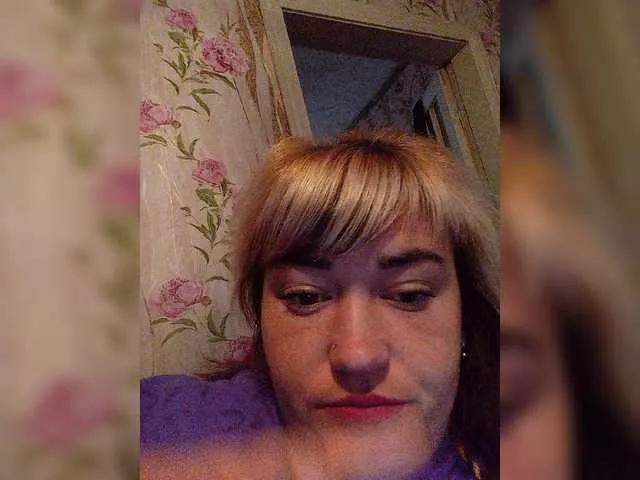 HollyLaBerry on BongaCams 