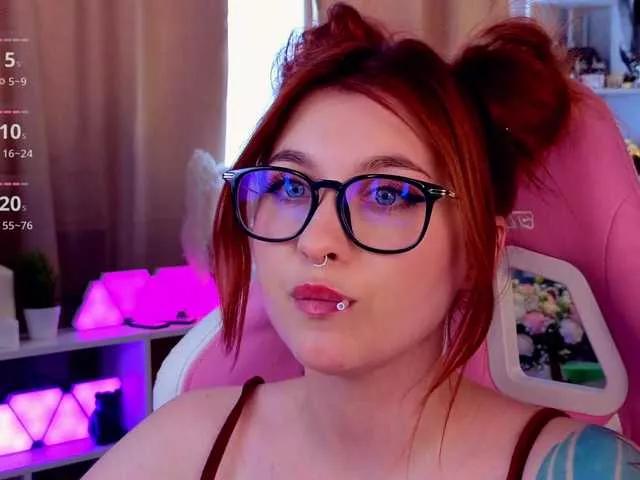 HoneyCherry on BongaCams 