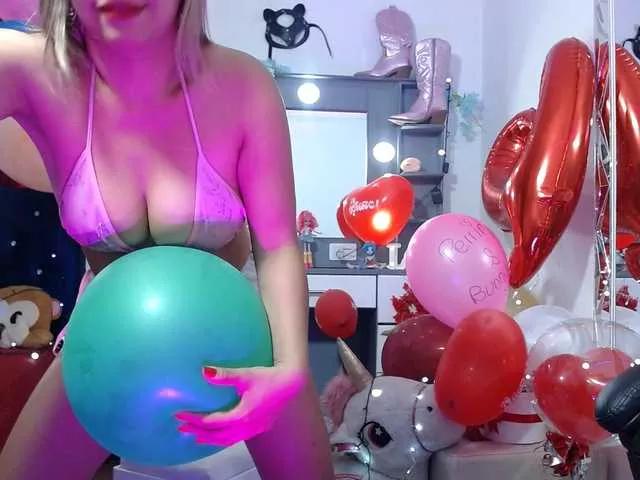 hot-sexy-bunny on BongaCams 