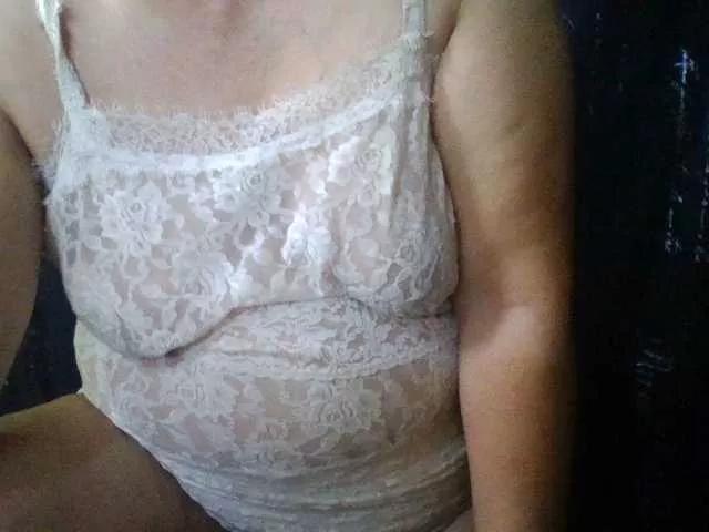 HotSqrt4u on BongaCams 