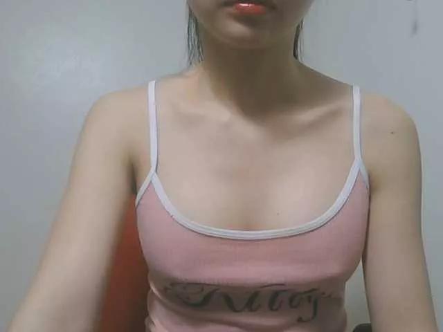inHI on BongaCams 