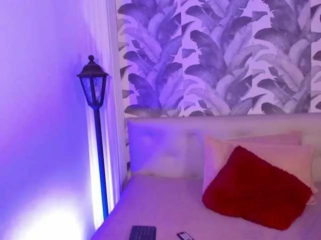 Isa-Lyon on BongaCams 