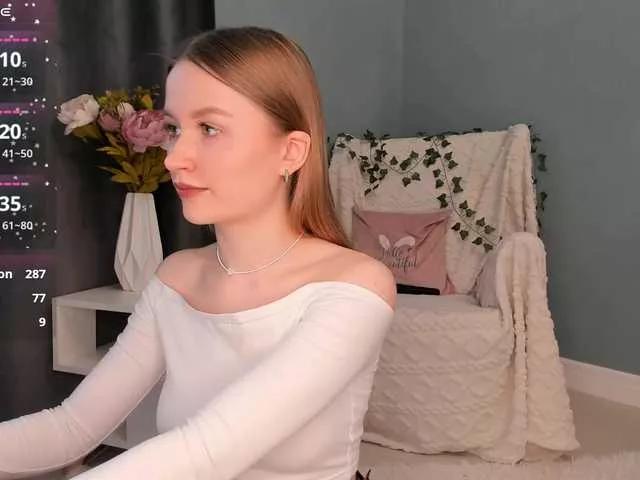 IsabellaTorrance on BongaCams 
