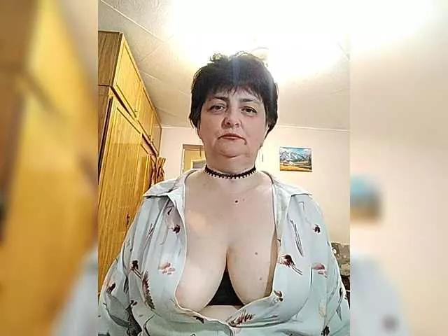 IsXLoves on BongaCams 