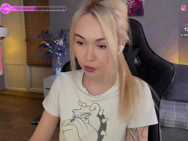 ITayaa on BongaCams 