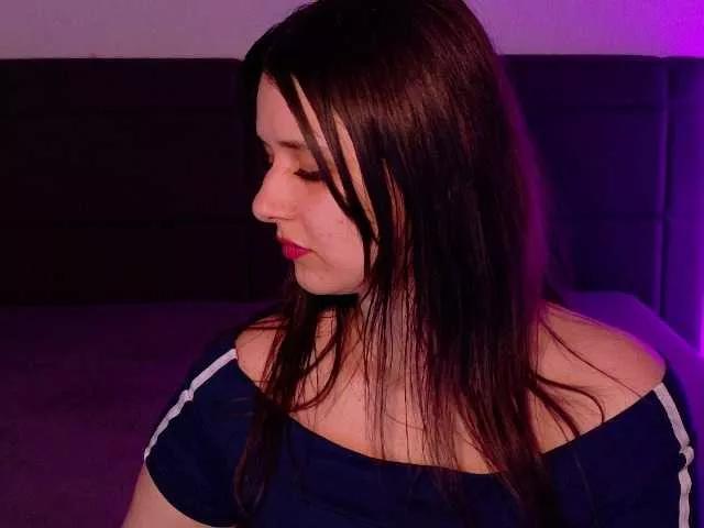 Jennasxy19 on BongaCams 