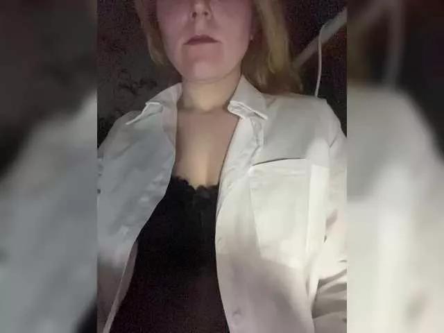 Kamilka16 on BongaCams 