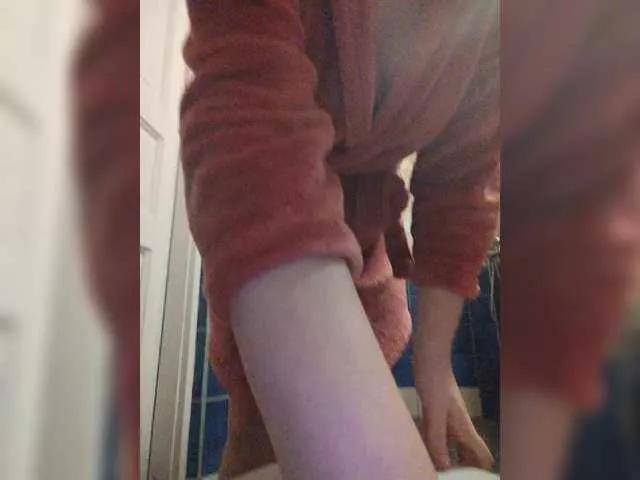 KarinaPlay23 on BongaCams 