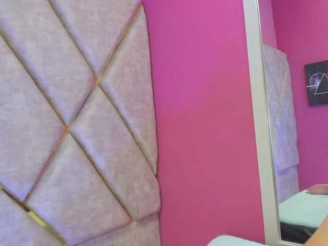 KarlieNaugthy on BongaCams 