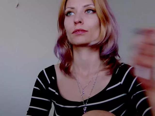 karo131324 on BongaCams 