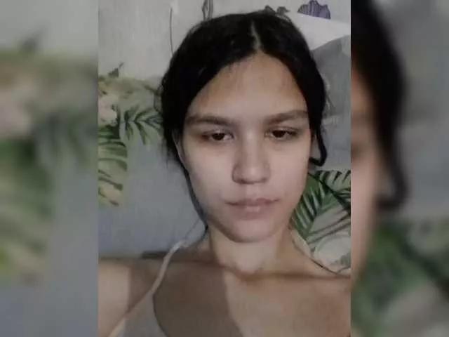 Offline Karyna2520 on BongaCams