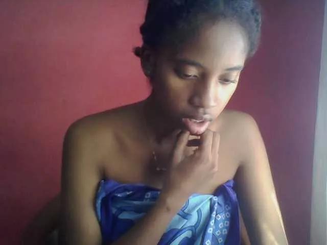 Kazy01 on BongaCams 