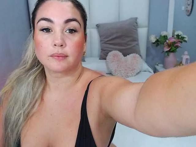 kellystefany on BongaCams 