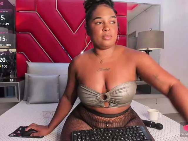 KeniaMuller on BongaCams 