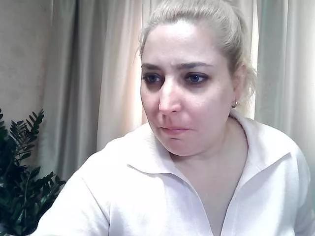 KickaIricka on BongaCams 