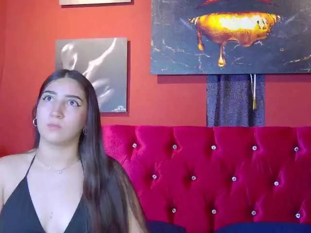 kinkyzoeandema on BongaCams 