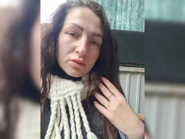 Kira19991999 on BongaCams 