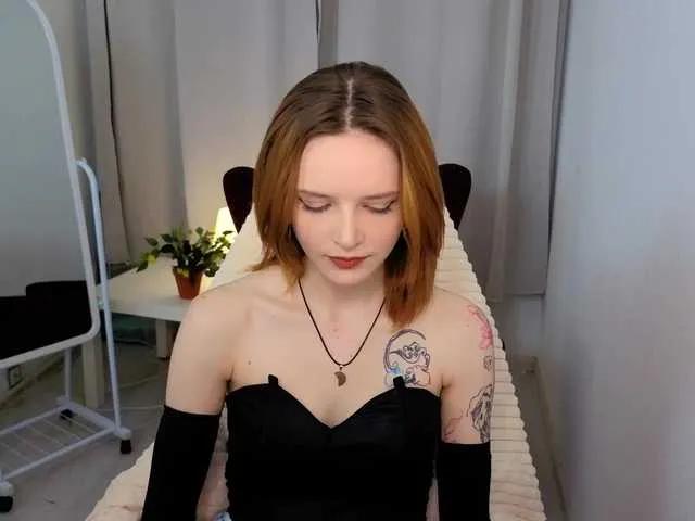 KiraMountrays on BongaCams