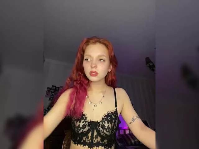 KiraSaud69 on BongaCams 