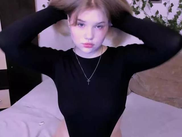 KITI111 on BongaCams 