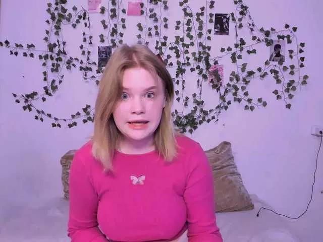 KITI111 on BongaCams 