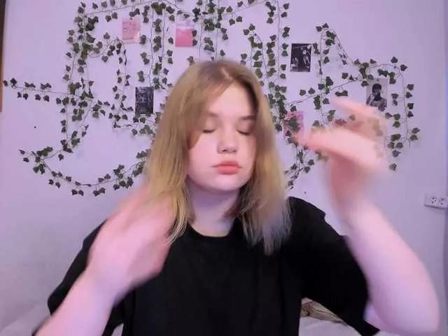 KITI111 on BongaCams 