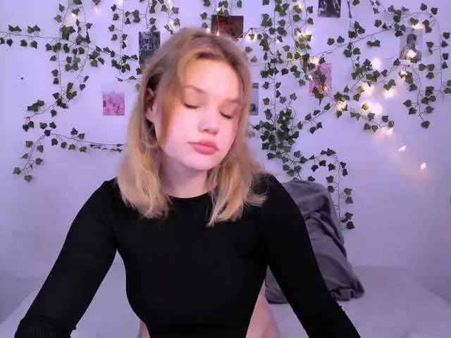 KITI111 on BongaCams 