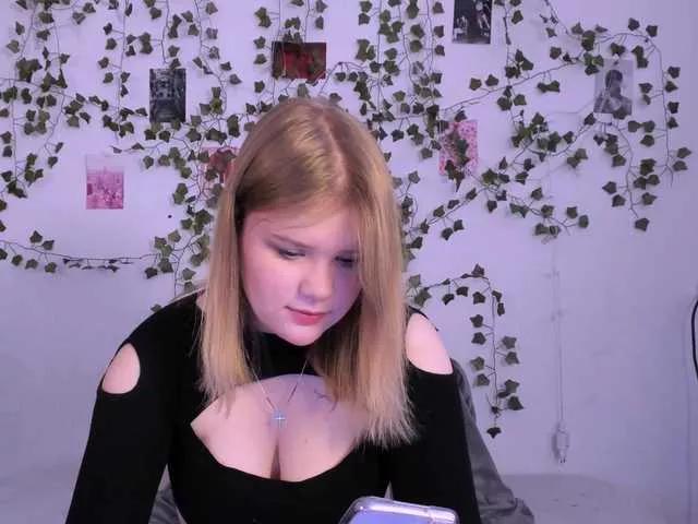 KITI111 on BongaCams 