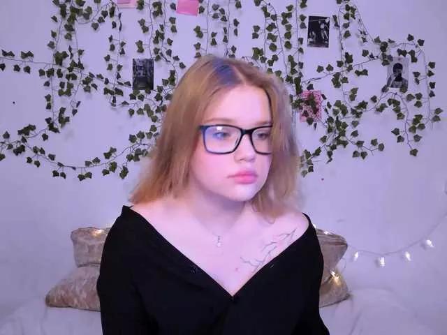 KITI111 on BongaCams 