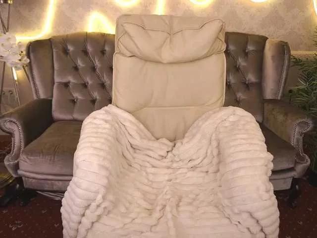 KitnissKiss on BongaCams 