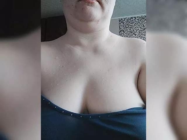 KristalSexyShy on BongaCams 