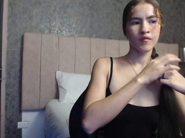 krysthal-blue on BongaCams 
