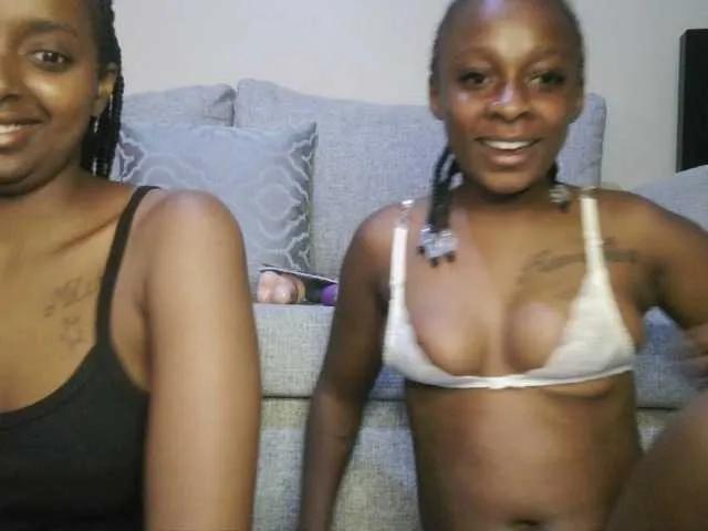 ladyonetime on BongaCams