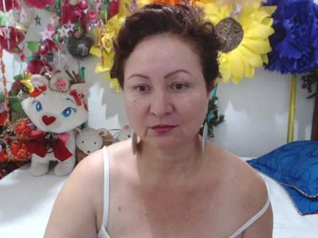 LADYQUEEN520 on BongaCams 