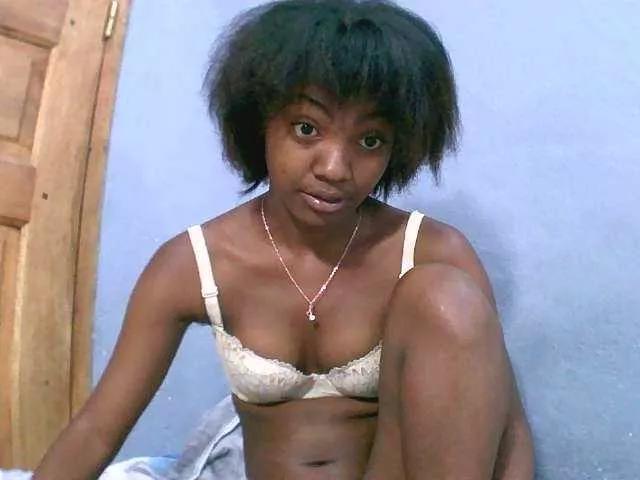 Laingohh on BongaCams 