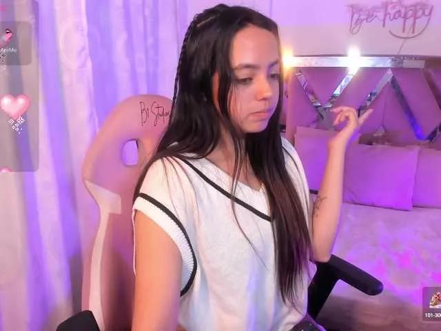 Laraa-tay on BongaCams 
