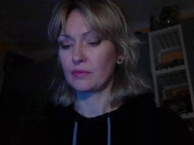 LaraEva on BongaCams 