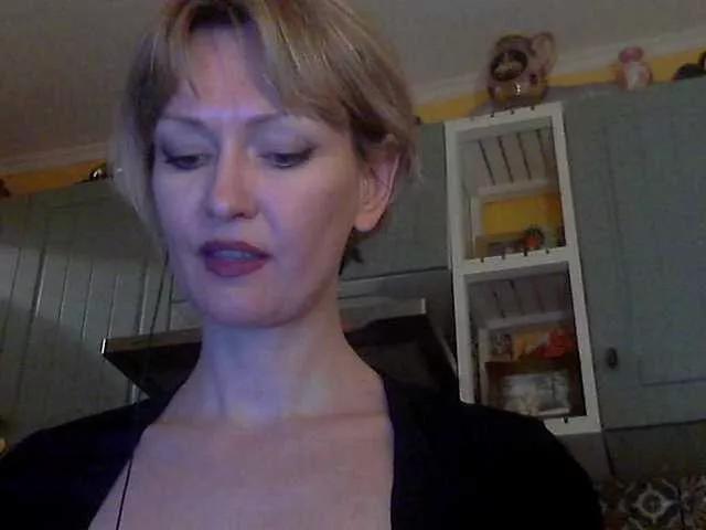 LaraEva on BongaCams 