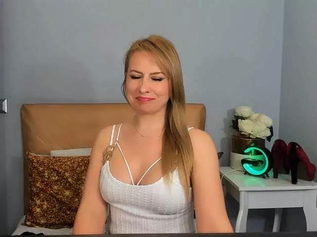 LatoyaDesire on BongaCams 