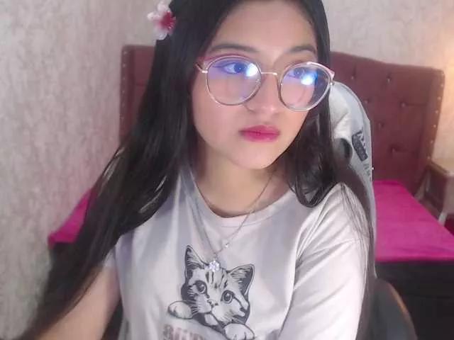 laurenelove on BongaCams 