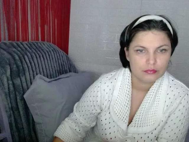 LedyFlower on BongaCams 