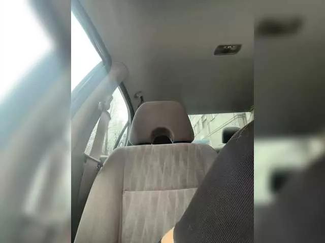 LedyMiya on BongaCams 