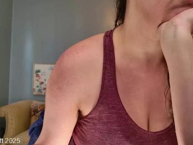 leiaswift on BongaCams 